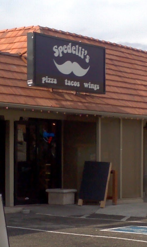 Spedelli's Outside